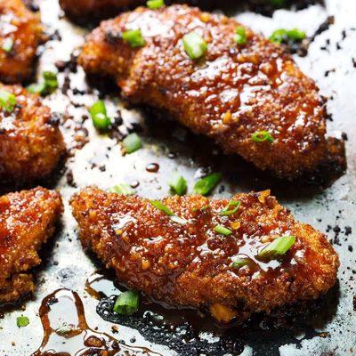 A picture of Sticky Garlic Chicken and Broccoli